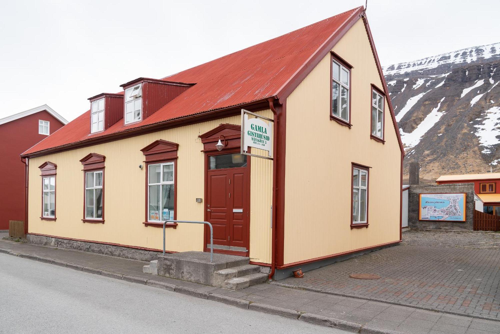 Guesthouse Gamla Isafjordur Exterior photo